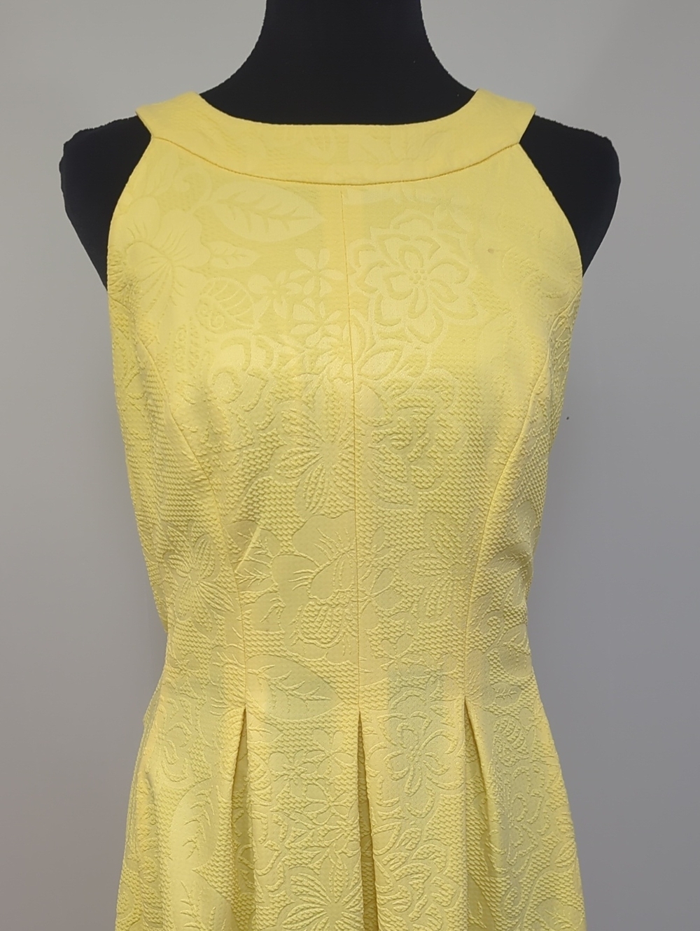 Pappagallo Yellow Textured Sleeveless Midi Dress